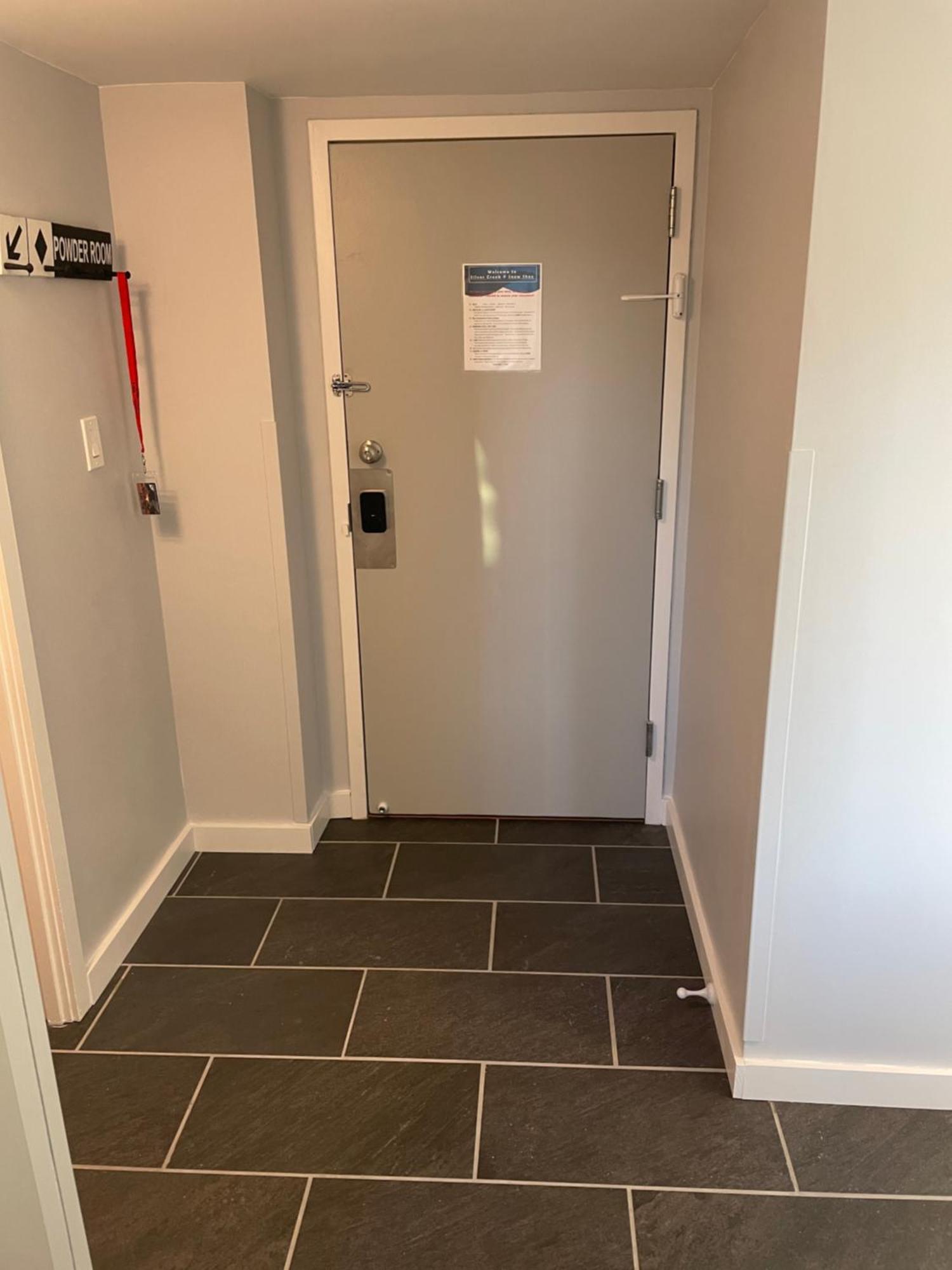 Modern Condo With Ski In & Ski Out - Silver Creek Lodge, Snowshoe Esterno foto