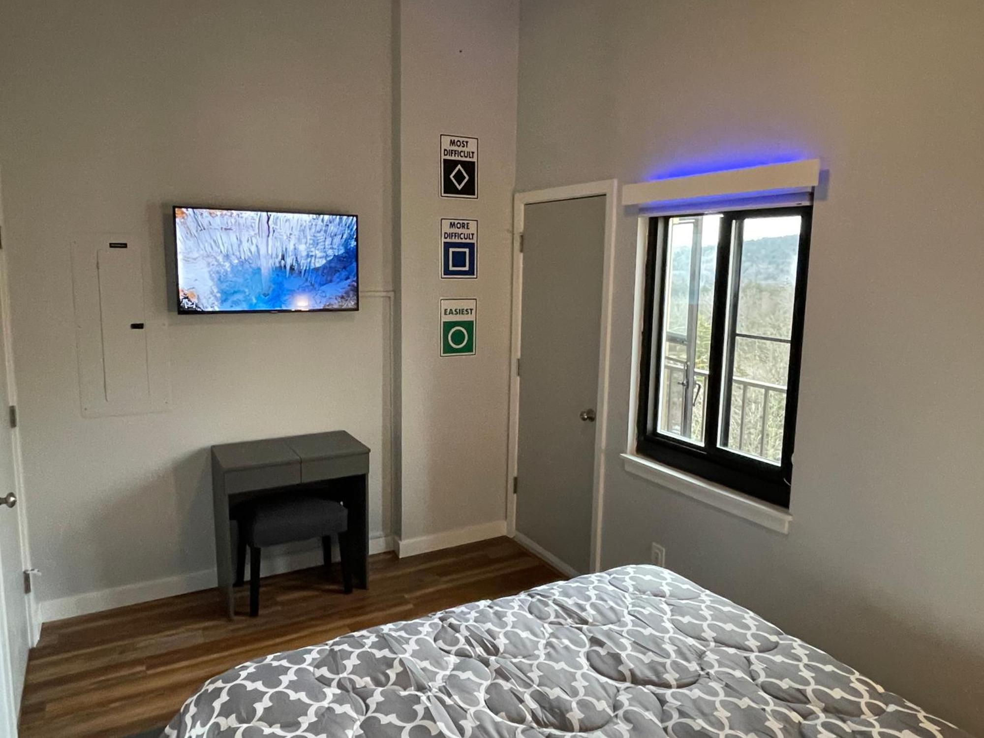 Modern Condo With Ski In & Ski Out - Silver Creek Lodge, Snowshoe Esterno foto